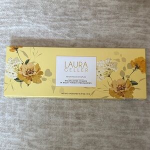 Laura Geller Floral Eyeshadow Palette - Yellow and Cream